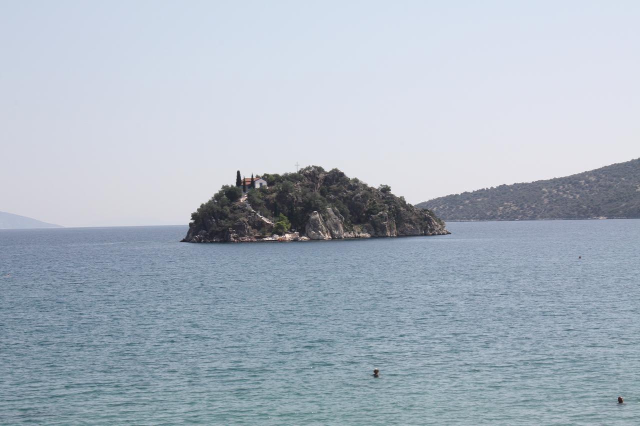 Poseidon Apartments Tolo Luaran gambar