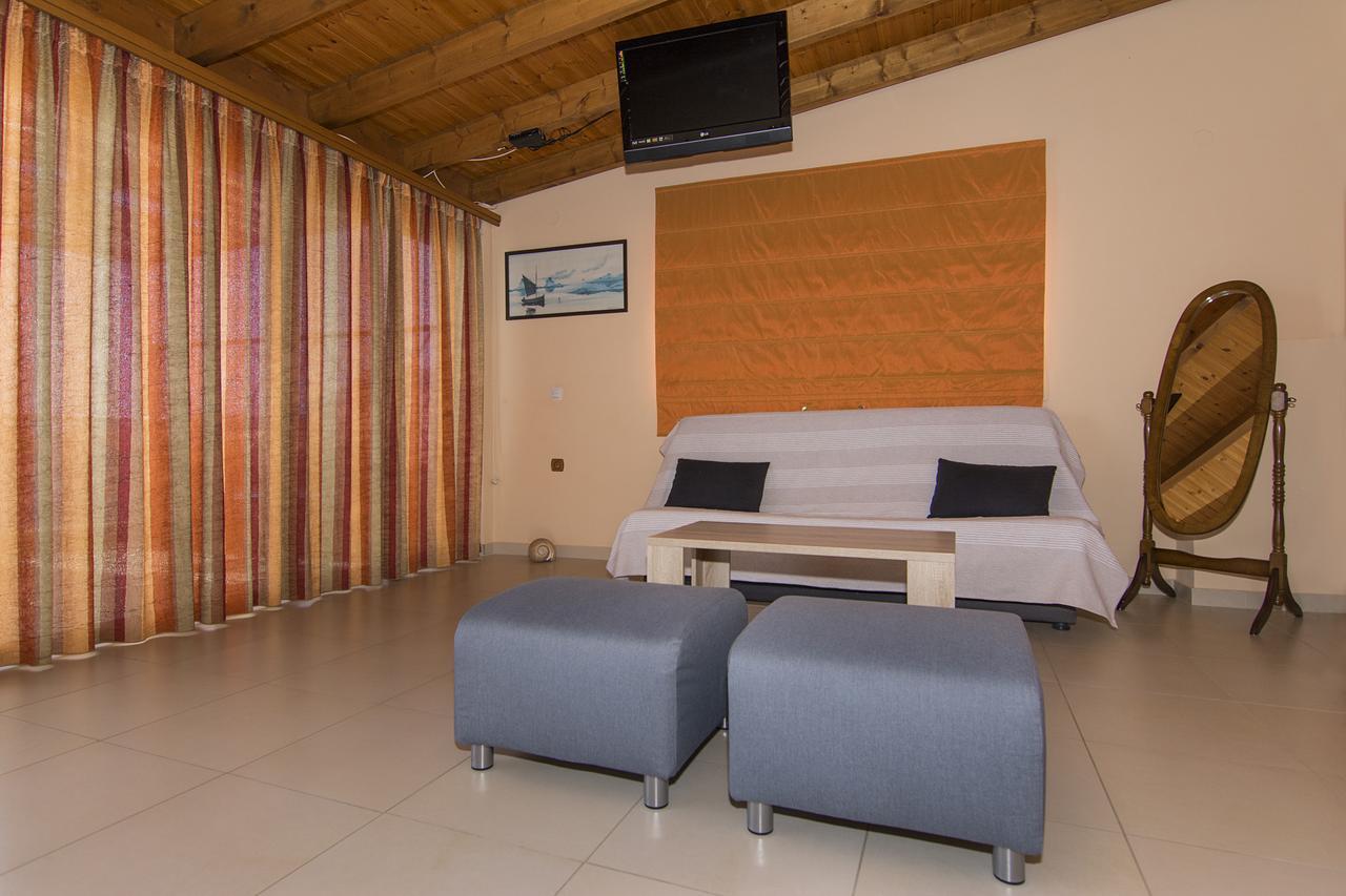 Poseidon Apartments Tolo Luaran gambar