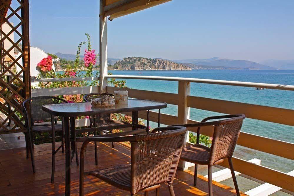 Poseidon Apartments Tolo Luaran gambar